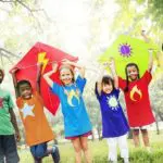 kids-flying-kites-fun-pigeon-forge