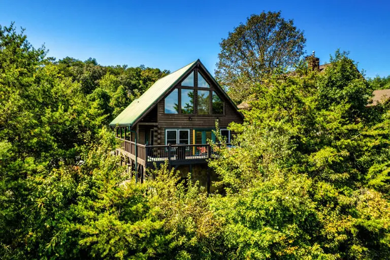 Red Cedar Lodge