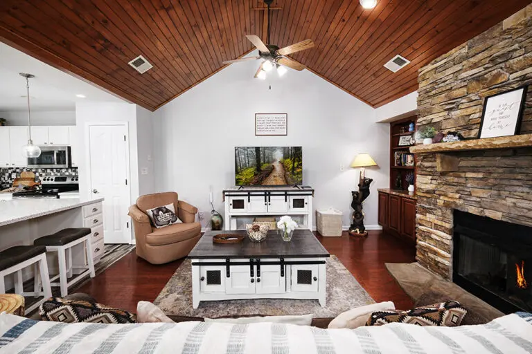 Pigeon Forge - Sweet Pea Cottage - Featured