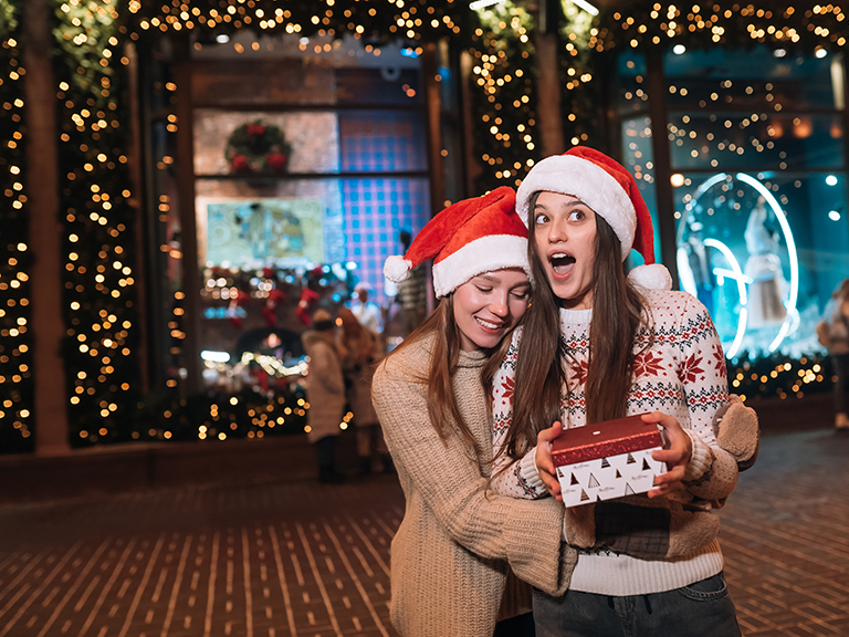 Dollywood Christmas Festival in Pigeon Pigeon TN Cabins