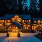 pigeon-forge-cabin-at-night