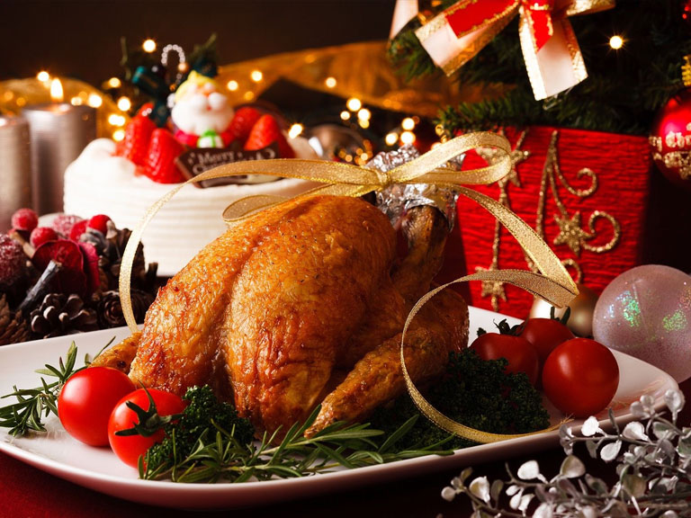 Pigeon Restaurants open on Christmas Day Pigeon TN Cabins