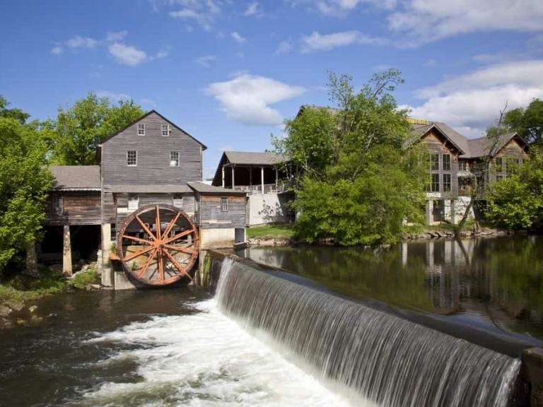 old-mill-pigeon-forge