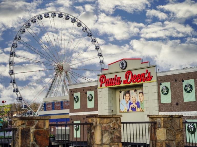 pigeon-forge-island-ferris-wheel