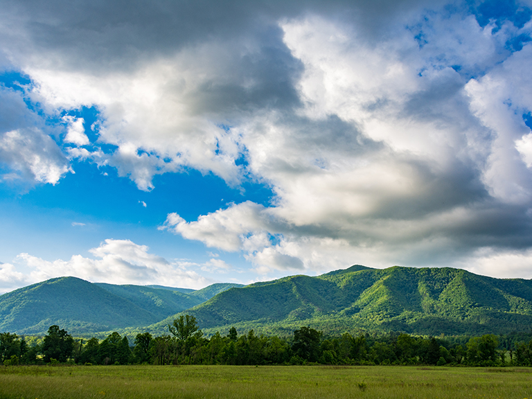 3-scenic-drives-in-the-smokies-this-fall