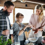 family-cooking-in-cabin