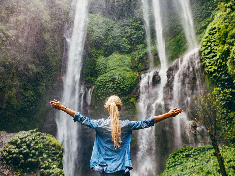 woman-waterfall-pigeon-forge