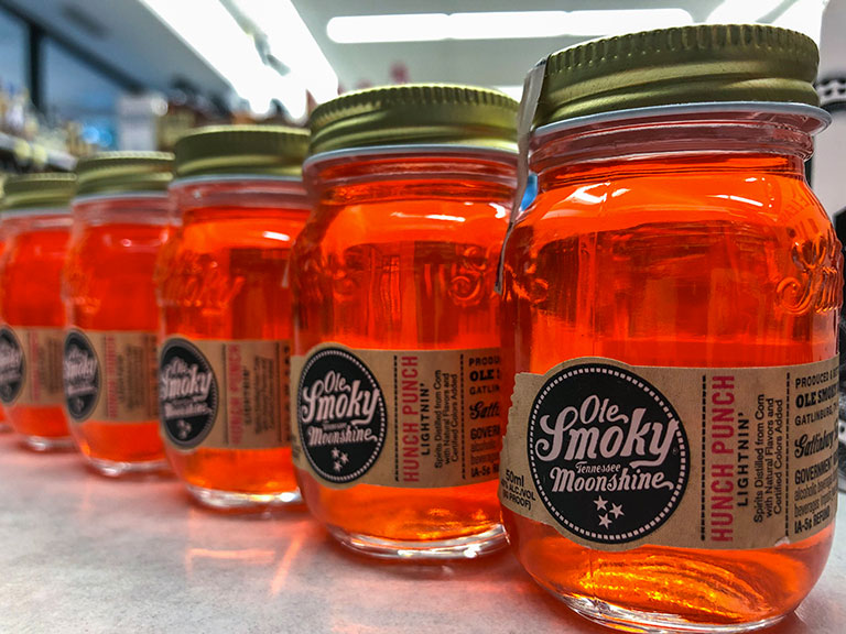 ole-smoky-moonshine-pigeon-forge