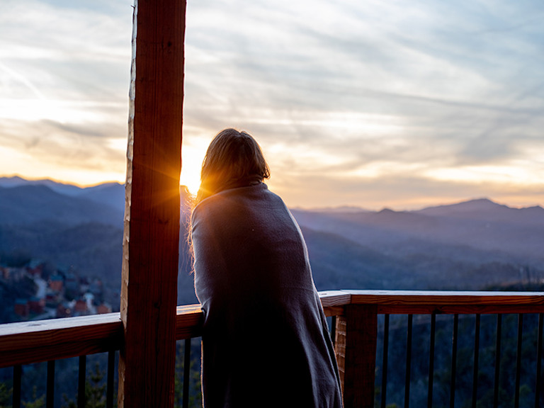 pigeon-forge-cabin-view