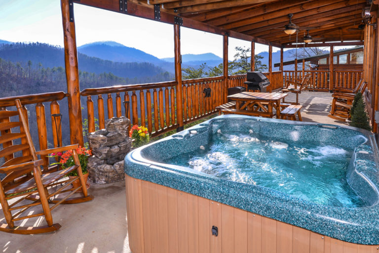 Pigeon Forge - Like a Comet - Featured Image