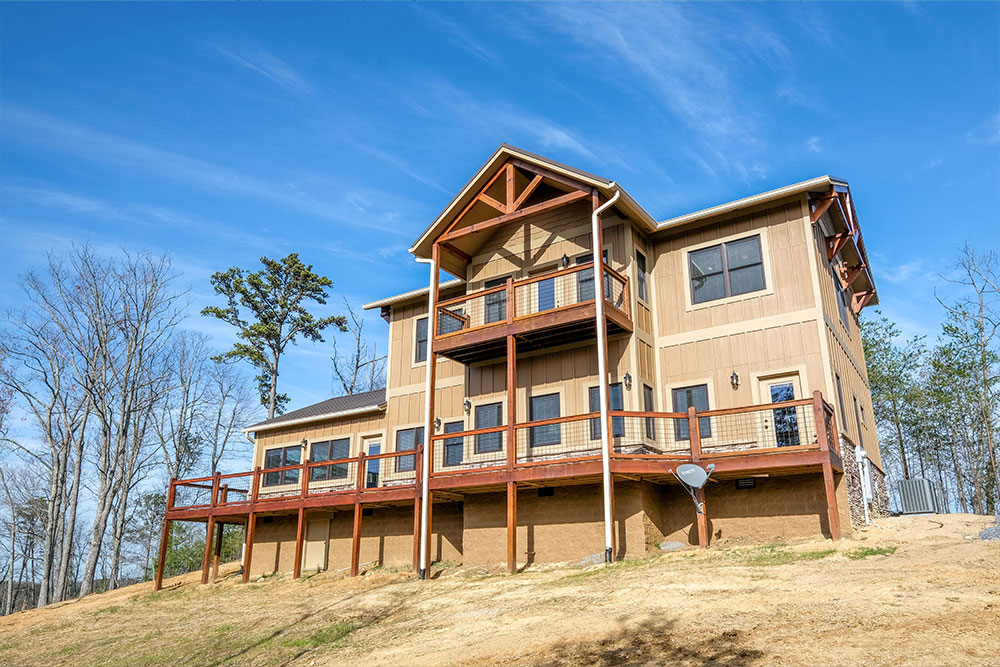 PFTN-coming-moonlit-lodge