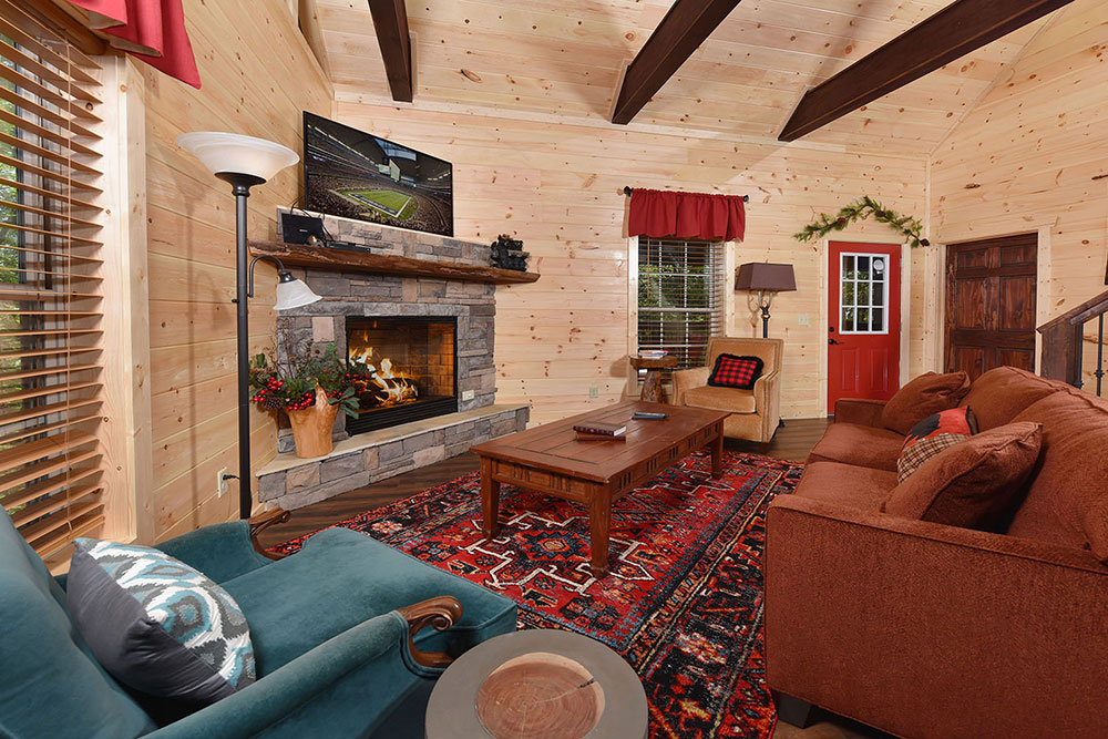Pigeon Forge Cabin - Close Beside Me - Featured Image