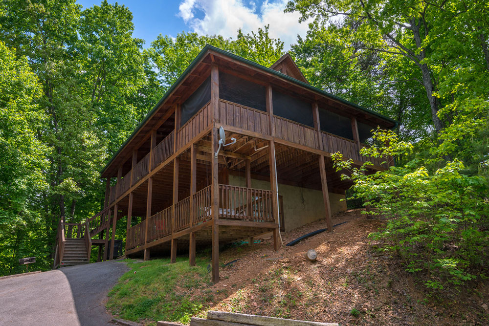 Pigeon Forge Cabin - Eagle View - Featured Image