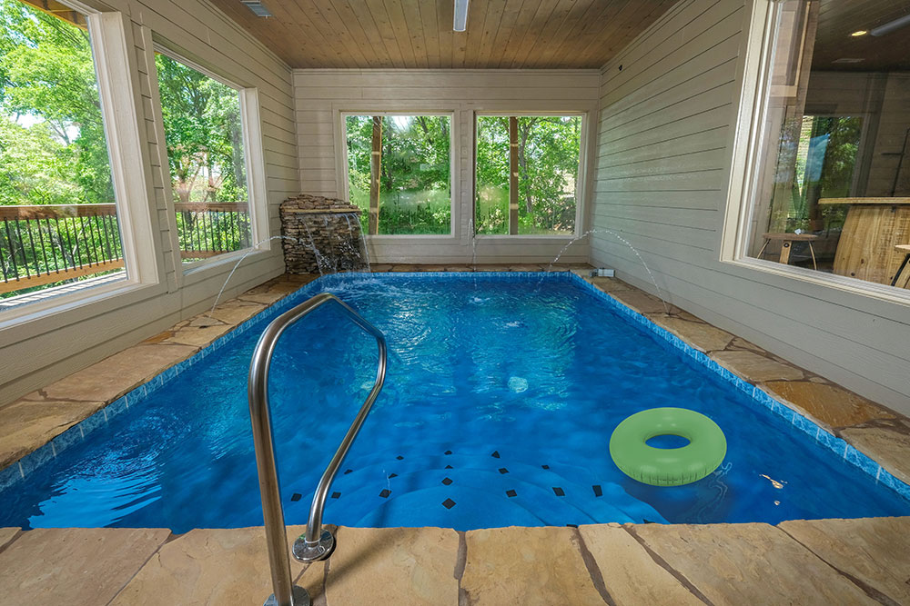 Pigeon Forge Cabin - Hibernation Hideaway - Featured Image