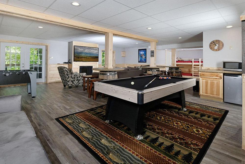 Pigeon Forge - Black Bear Retreat - Featured