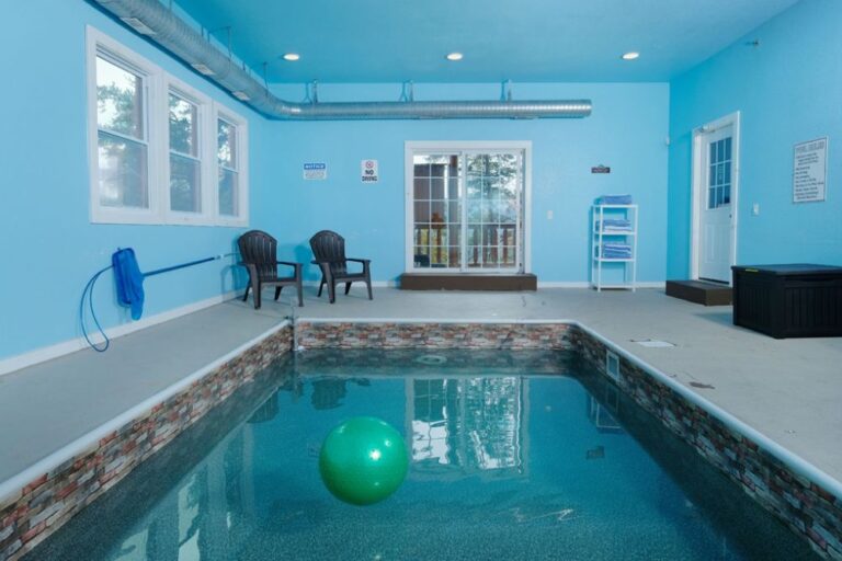 Pigeon Forge Cabin - Beaver's Mountaintop Retreat - Featured