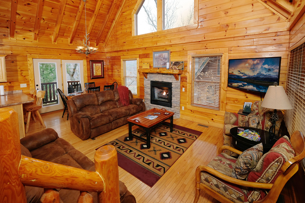 Pigeon Forge Cabins - Big Sky Lodge - Featured Image