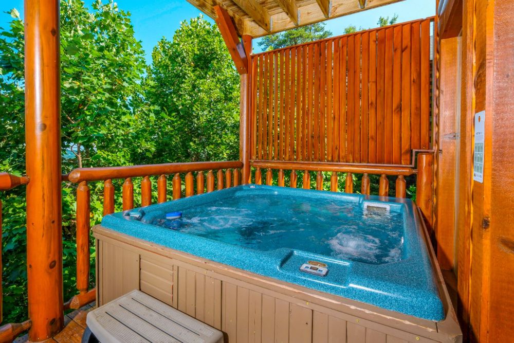 Pigeon Forge Cabin - It's All Good - Featured
