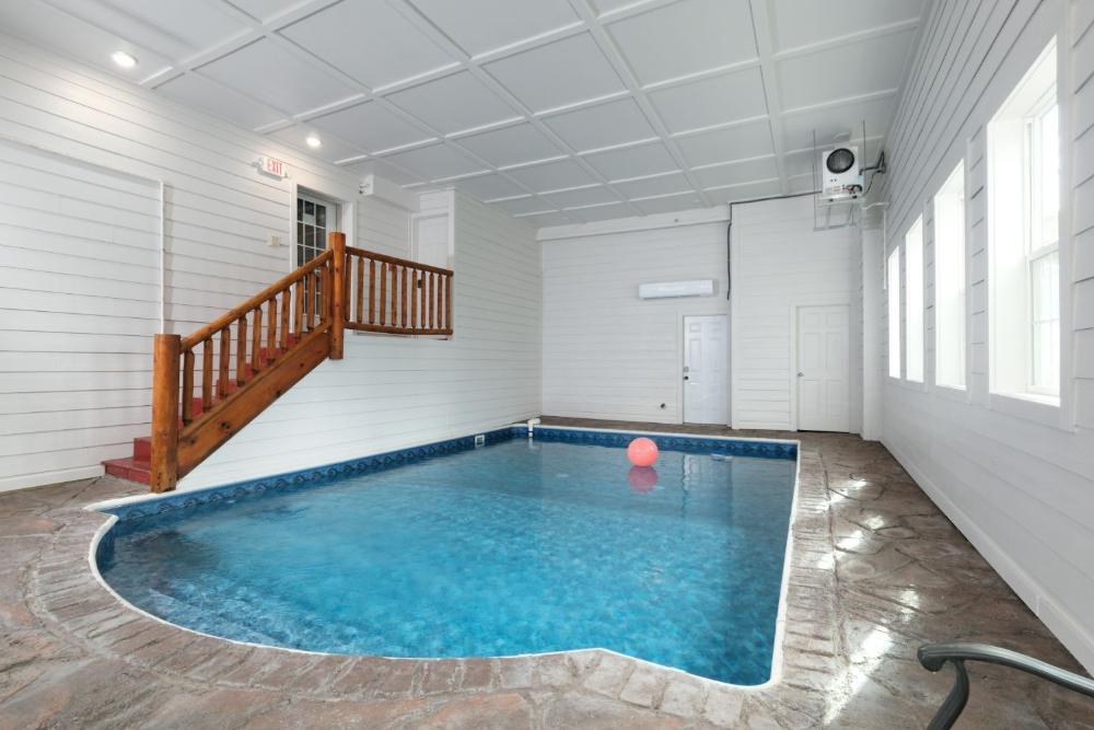 Pigeon Forge Cabin - Majestic Lodge - Featured