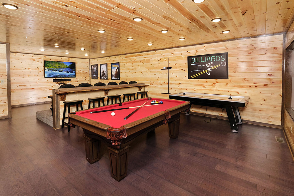 Pigeon Forge - Rustic Timber - Featured