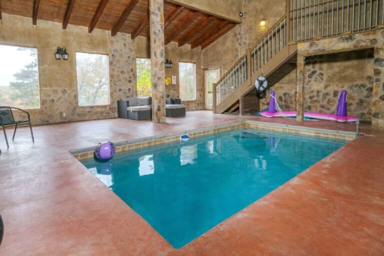 Pigeon Forge Cabin - Smoky Mountain Splash - Featured Image