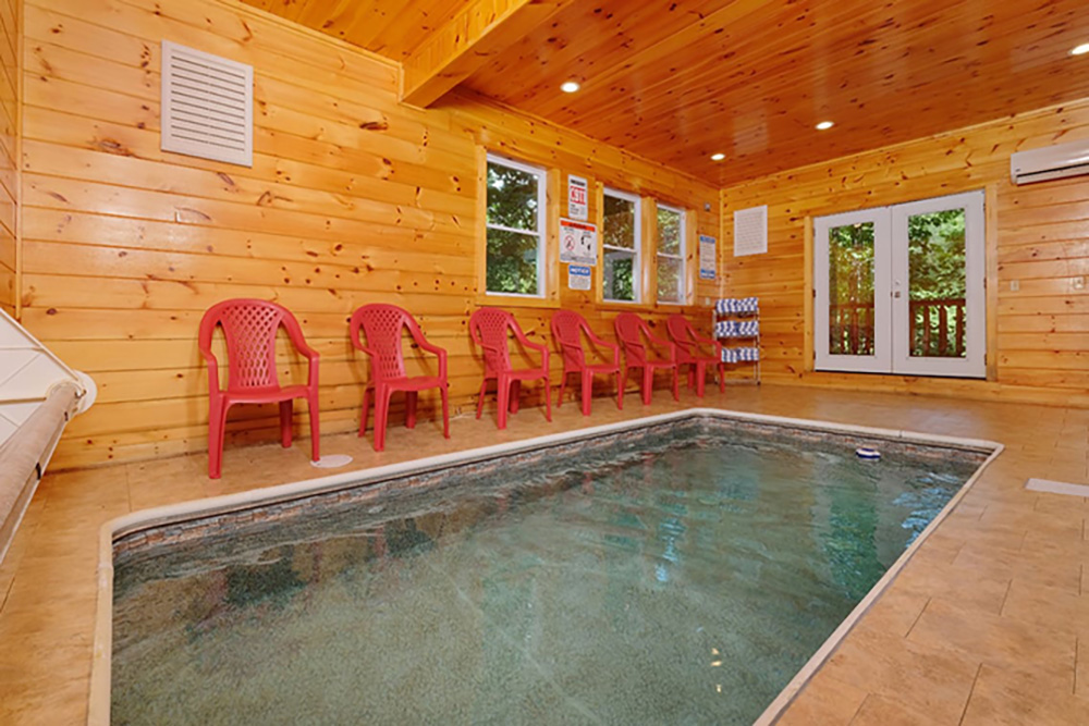 pigeon-forge-cabin-splish-splash-pool-1-feature