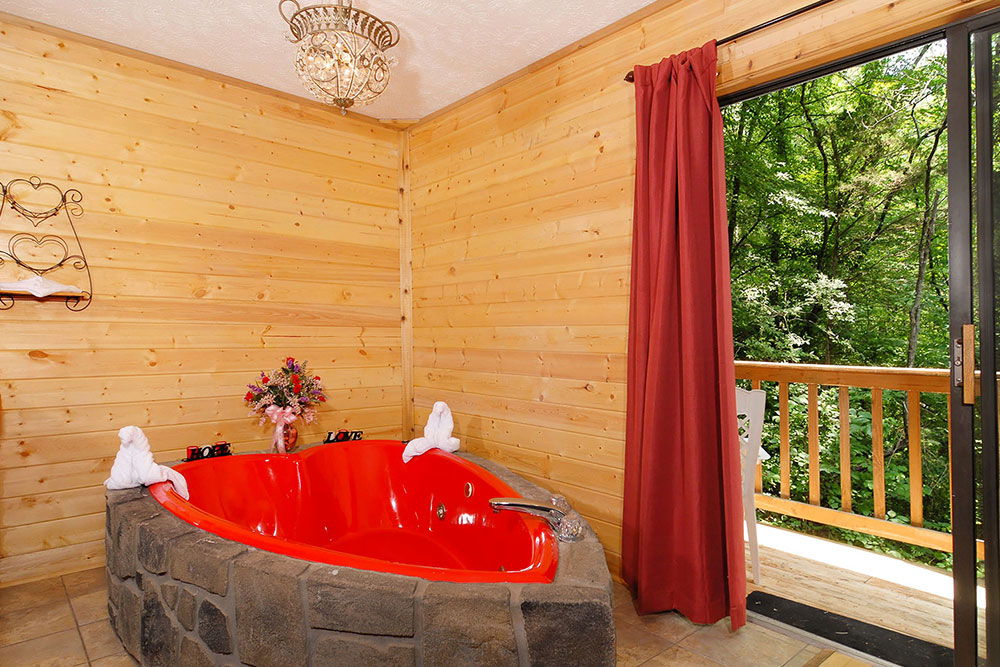 Pigeon Forge Cabin - Romantic Retreat - Featured Image