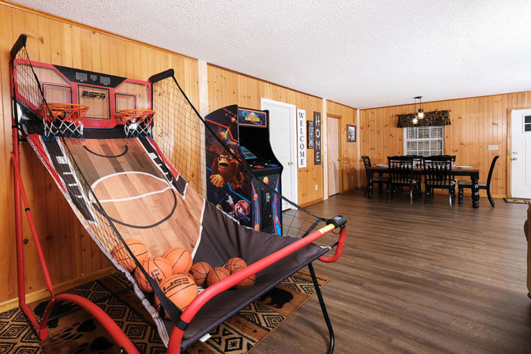 Pigeon Forge Cabin - Sleepy Bear - Featured Image