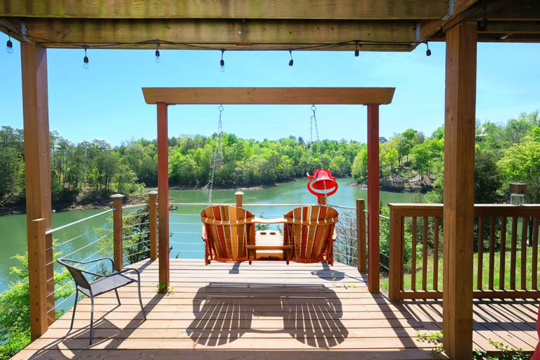 Pigeon Forge Cabin - Smoky Mountain Lake Retreat - Featured Image