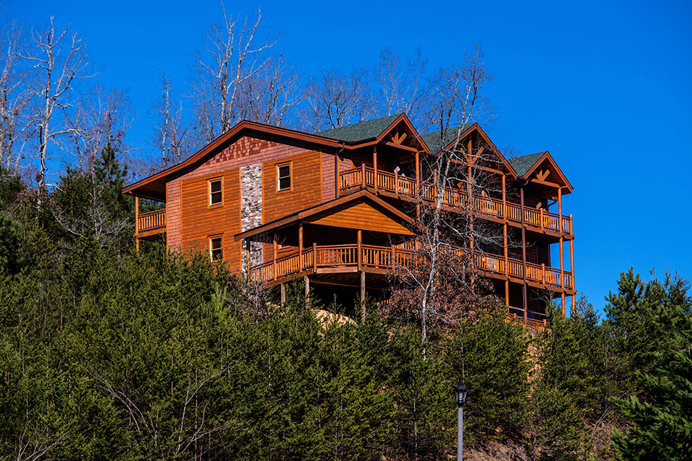 Pigeon Forge Cabin - Splash Mansion - Featured Image