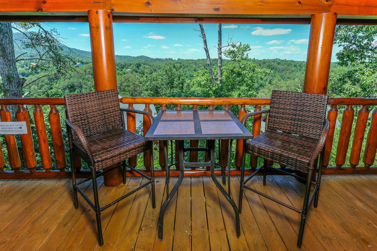 Pigeon Forge Cabin - Still Life - Featured Image
