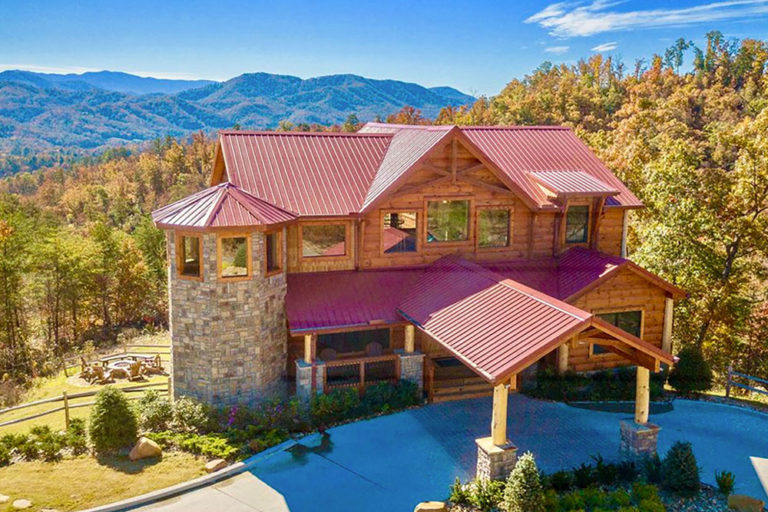 Pigeon Forge Cabin - Summit Castle - Featured Image