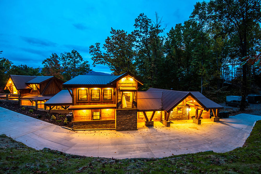Pigeon Forge Cabin - Treehouse Cove Mountain - Featured Image