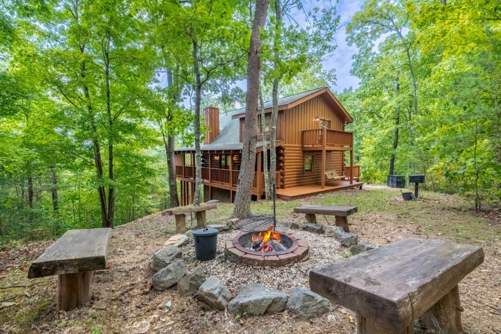 pigeon-forge-cabin-rentals-knotty-and-nice-featured