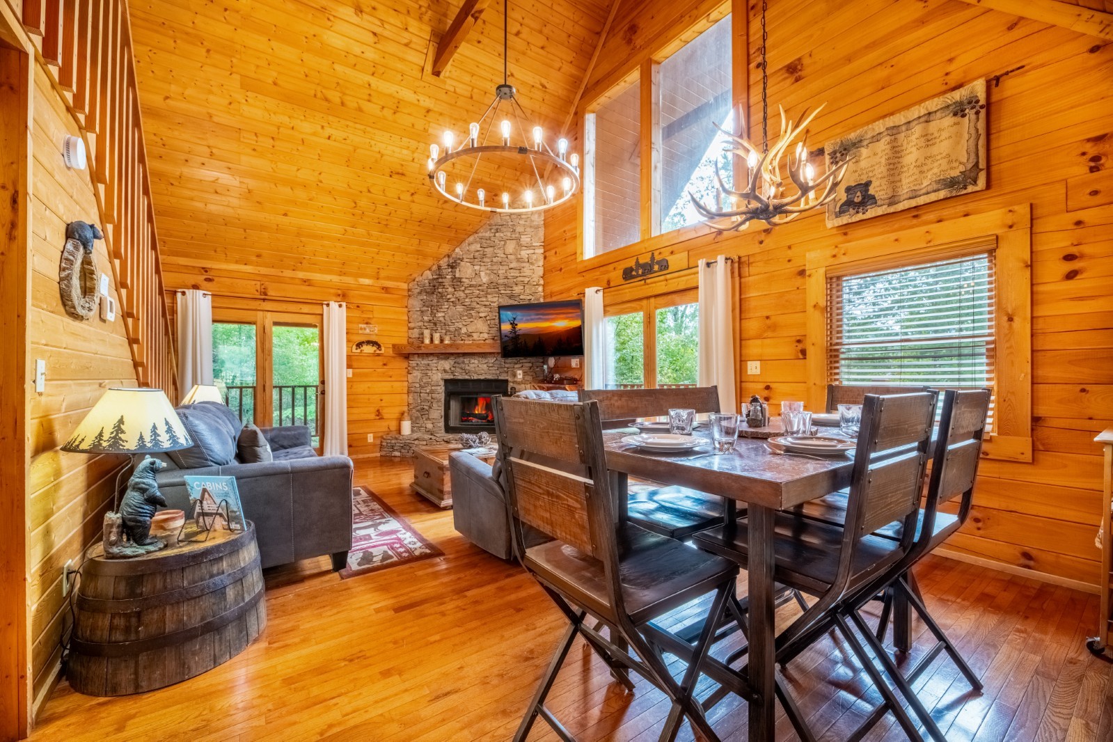 Pigeon Forge Cabins - Knotty and Nice | Pigeon Forge TN Cabins