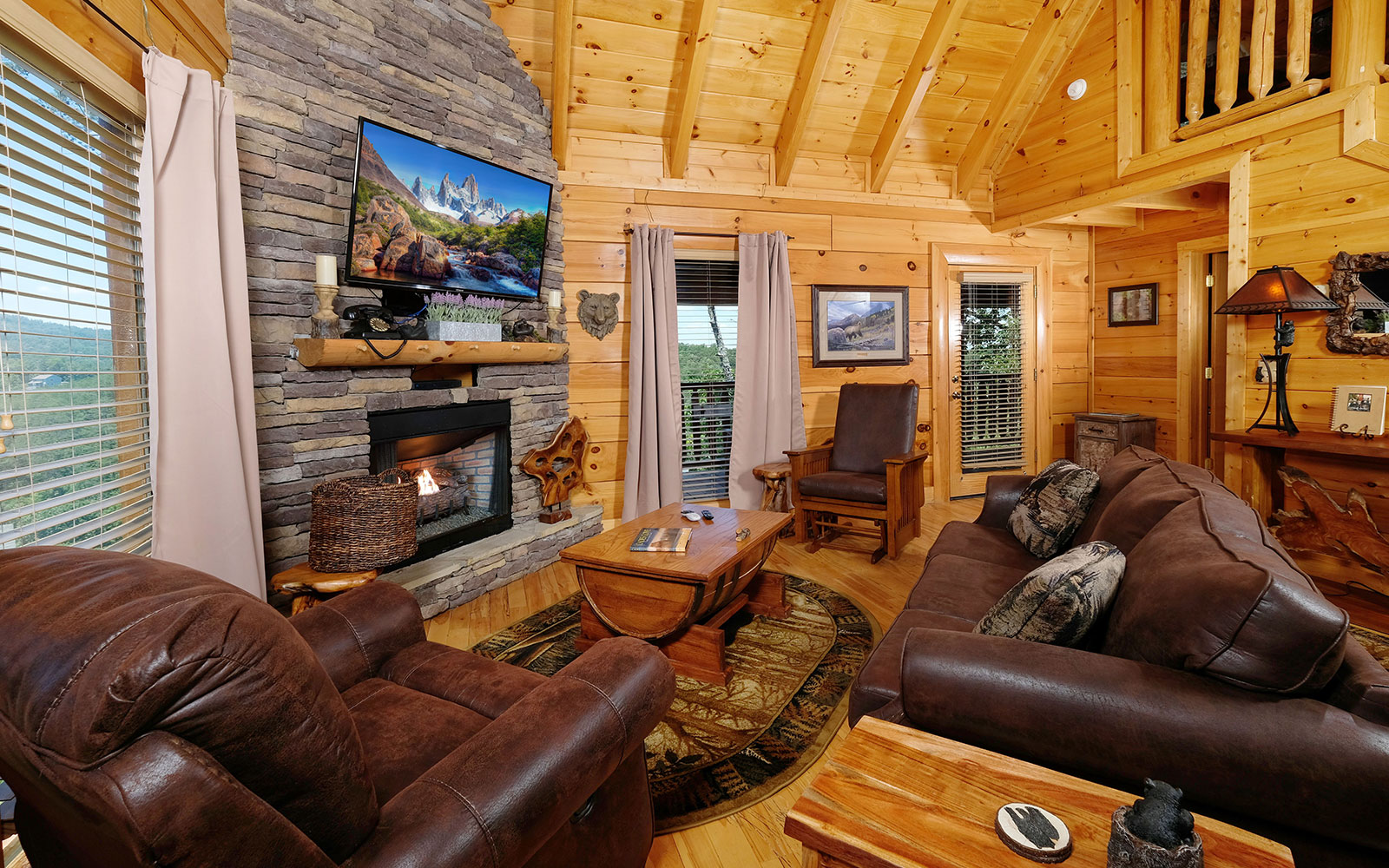 Still Life - Pigeon Forge TN Cabins