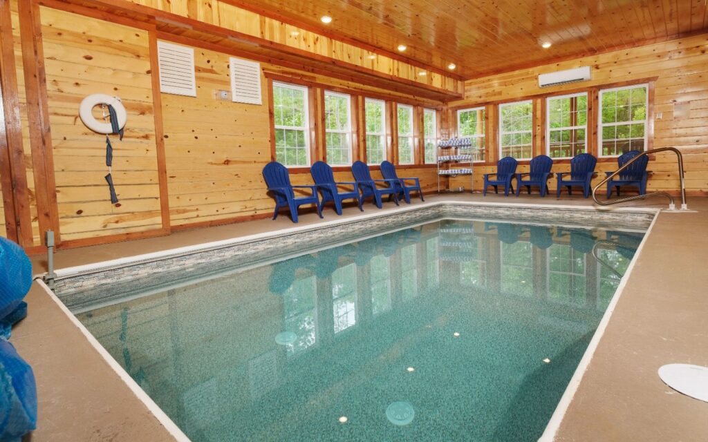 Pigeon Forge - Emerald and Evergreen at Sherwood - Pool