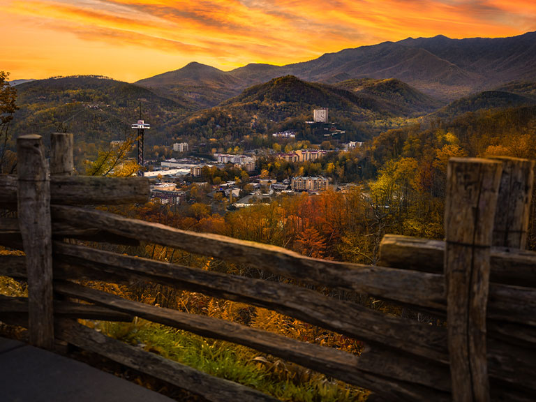 atlinburg-autumn-afternoon