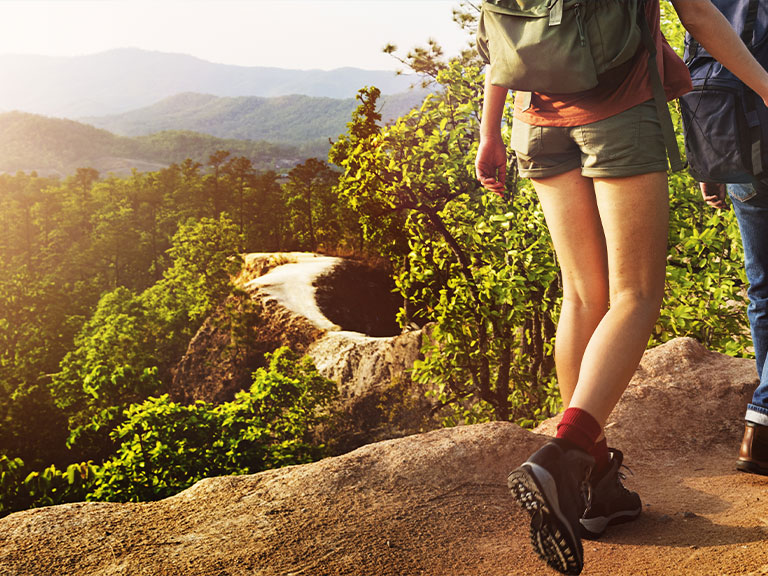 hiking-trail-mountain-ridge