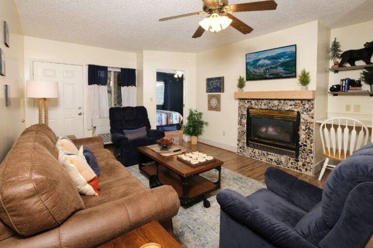 Pigeon Forge - Adventure Awaits - Featured