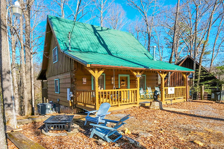 pigeon-forge-cabin-treasure-pines-exterior-feature