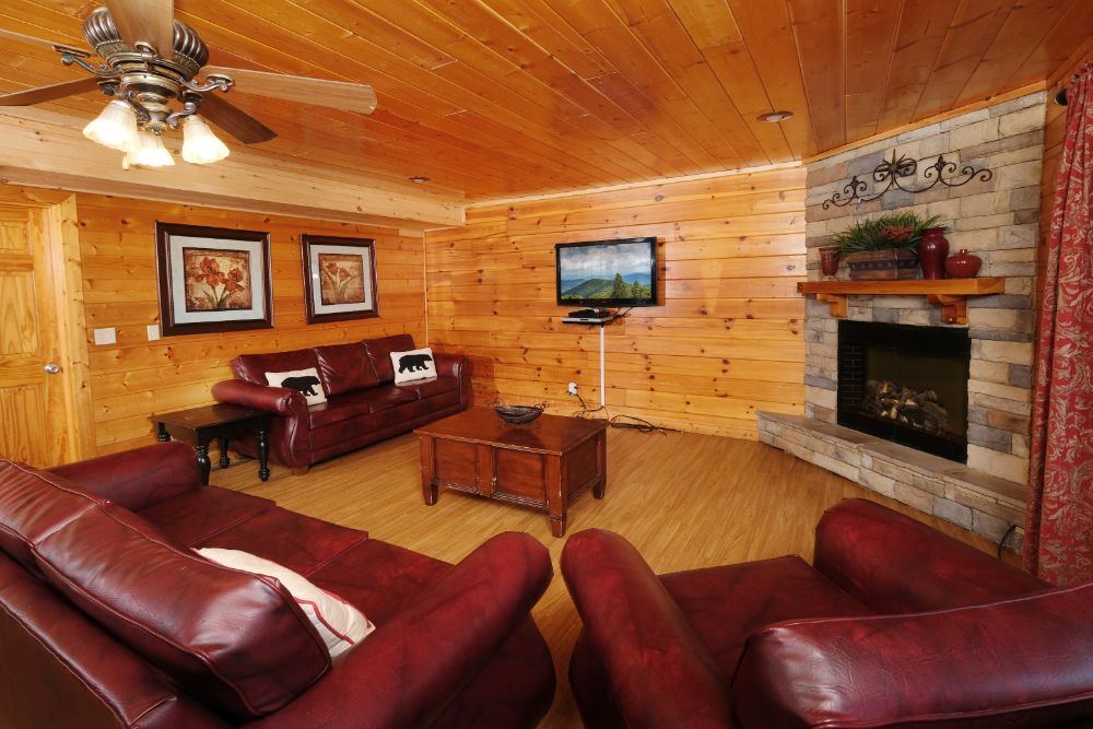 Pigeon Forge Cabin - Great Aspirations - Featured