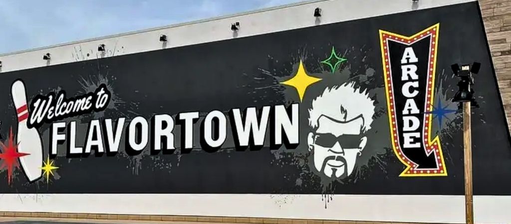 Pigeon Forge Blogs - Enjoy Family Fun at Downtown Flavortown in Pigeon Forge - Banner