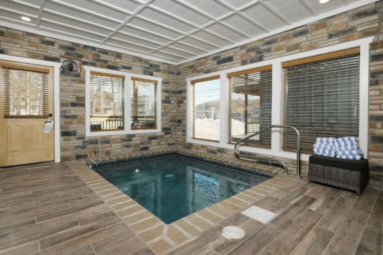 Pigeon Forge - A Pool's Paradise - Featured