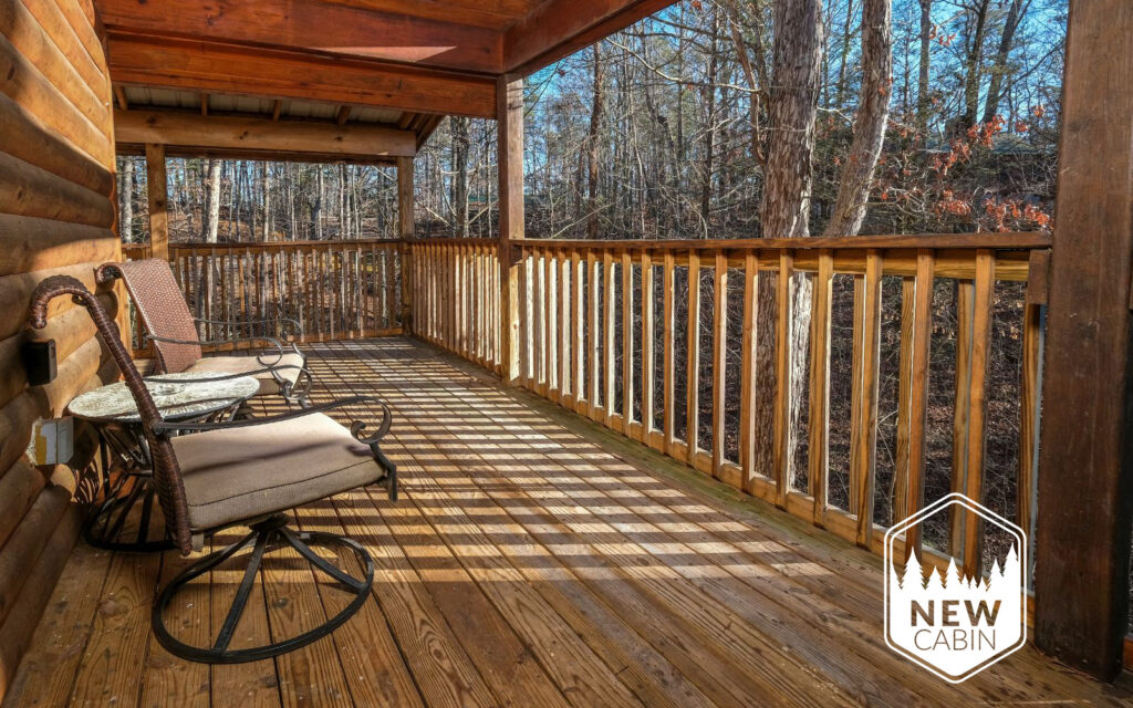 Pigeon Forge Cabin - Lovers Paradise - Featured