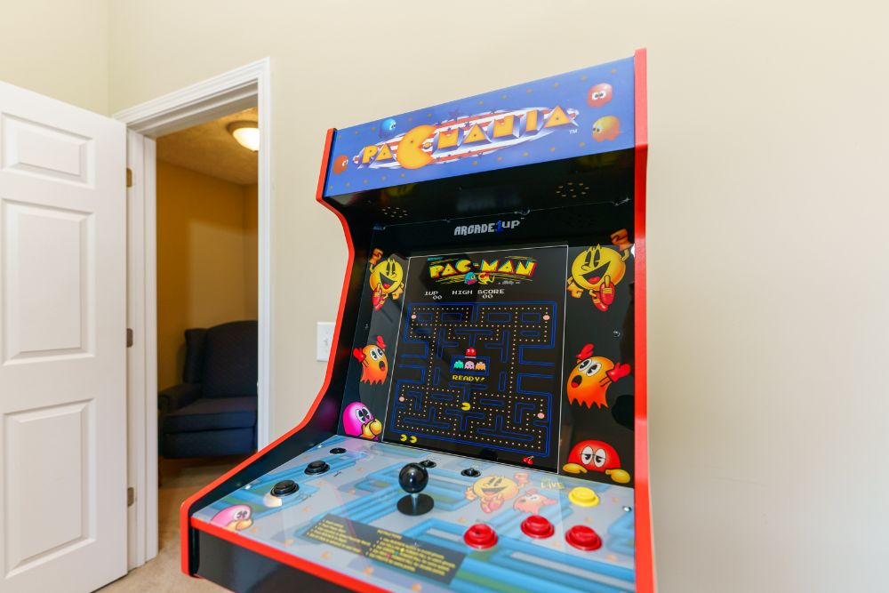 Pigeon Forge - Black Bear Lane - Featured