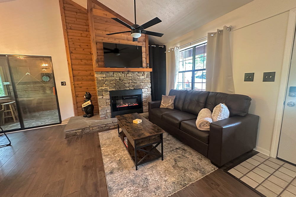 Pigeon Forge - Smoky Snuggle Spot - Temp Featured