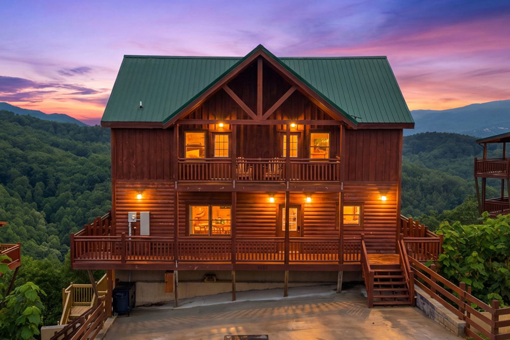 Pigeon Forge Zennessee Luxe Featured