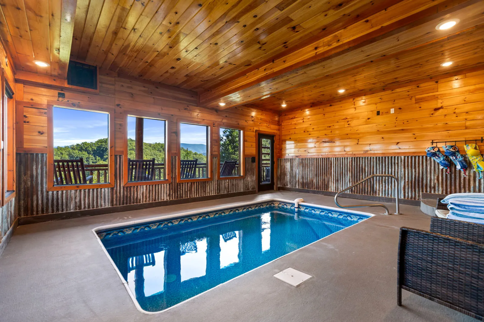 Still Life - Pigeon Forge TN Cabins