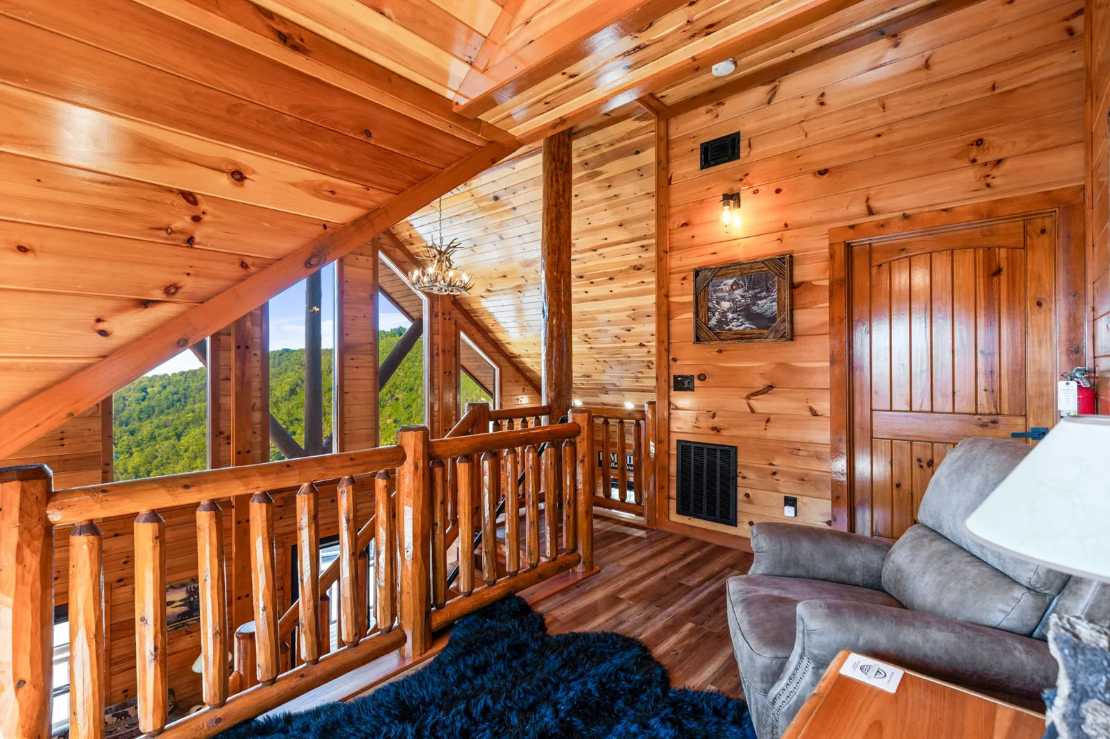 Still Life - Pigeon Forge TN Cabins